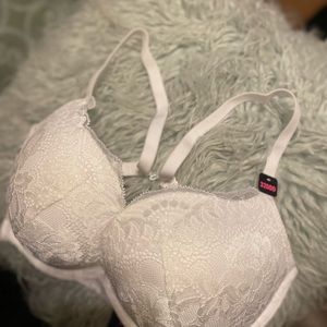 Plunge bra